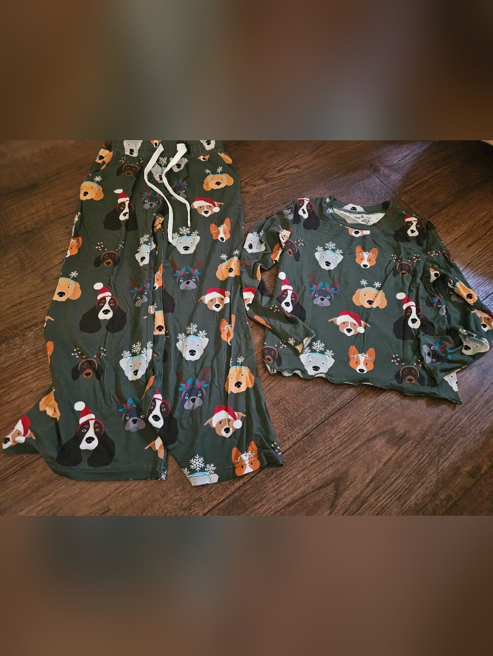Made By Molly Christmas Doggies Wide Leg Pajamas PJ Size 6T New In Packaging . 